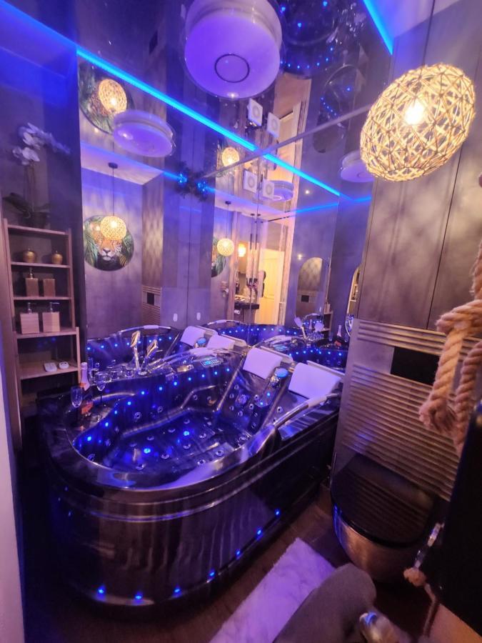 Warszawa Wola Wyjatkowe Studio Z Jacuzzi, Sauna I Fotelem Do Masazu - Exceptional Studio In Warsaw With Jacuzzi, Sauna And Massage Chair Eksteriør billede